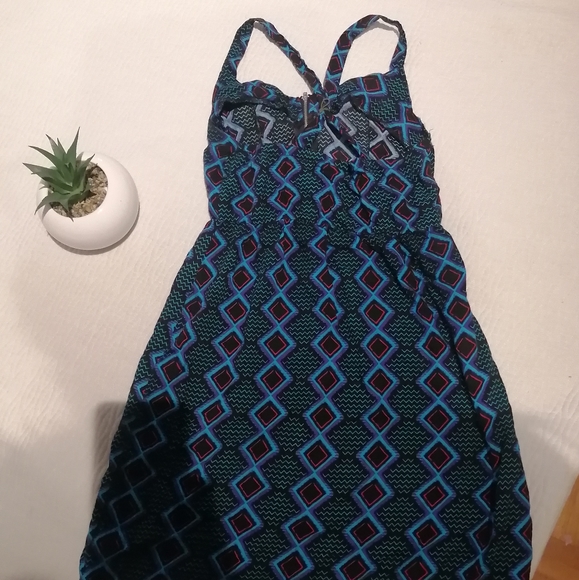 Summers Dress 💙 with zip 💙 - Picture 3 of 4